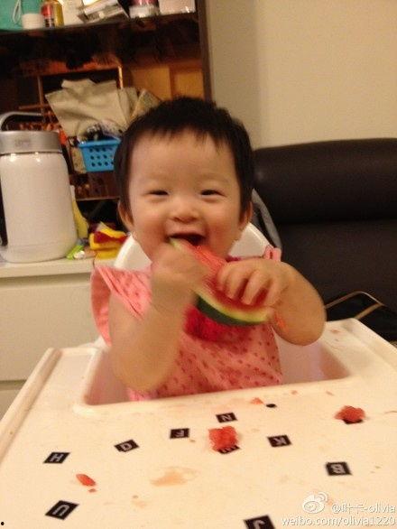 吃娱乐瓜的女孩叫什么,揭秘那些热衷于吃娱乐瓜的女孩们